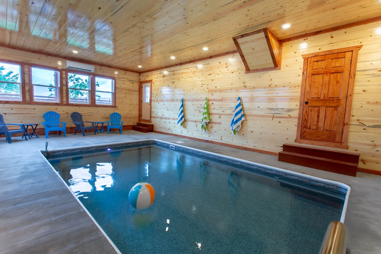 A Heavenly View — 6-bedroom luxury cabin with indoor pool Smoky Mountain Ridge Resort