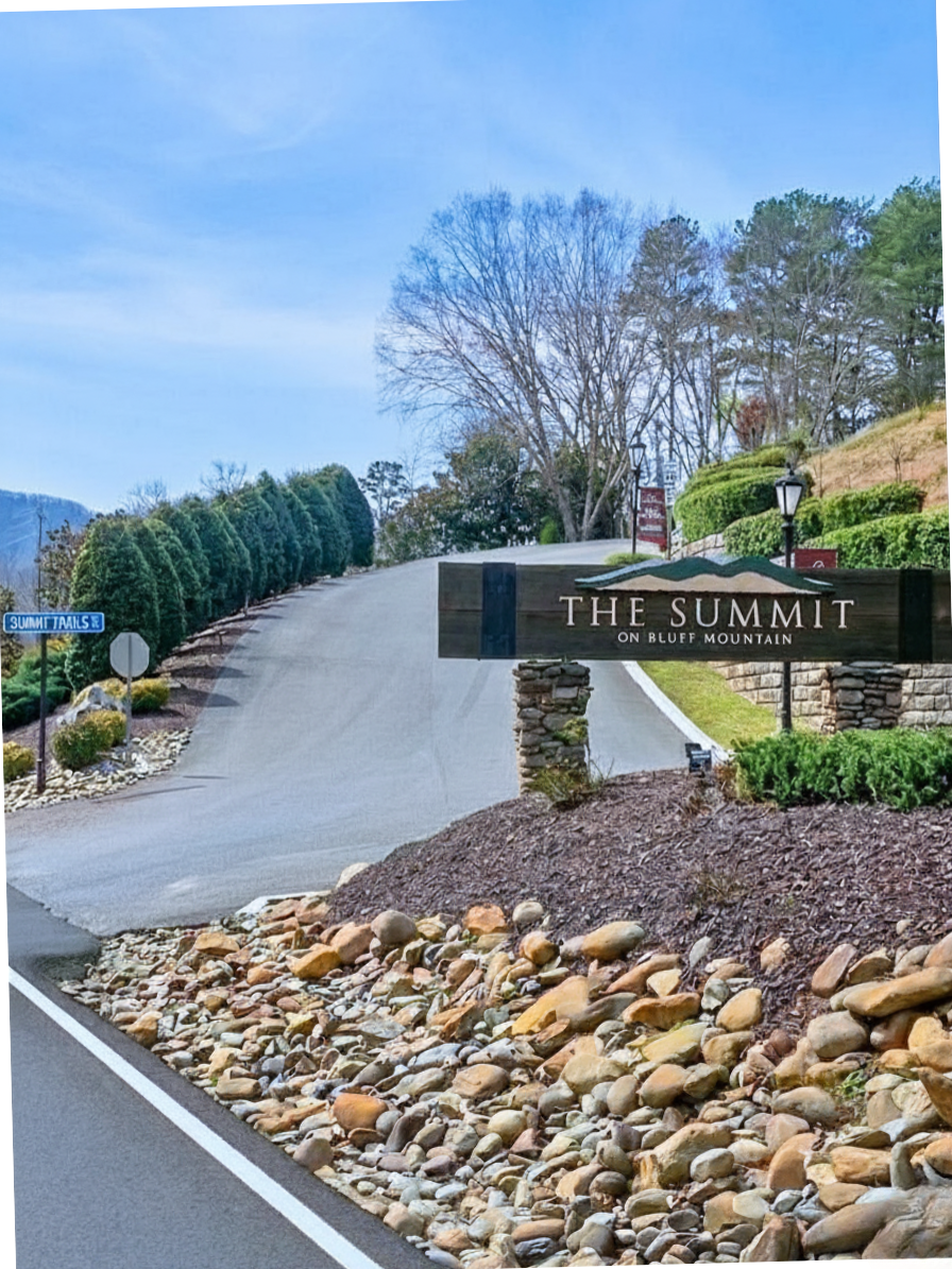 The Summit on Bluff Mountain — Pigeon Forge's most prestigious mountain community