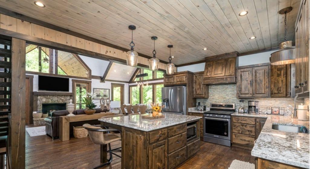 Luxury cabin kitchen in Ellijay, GA