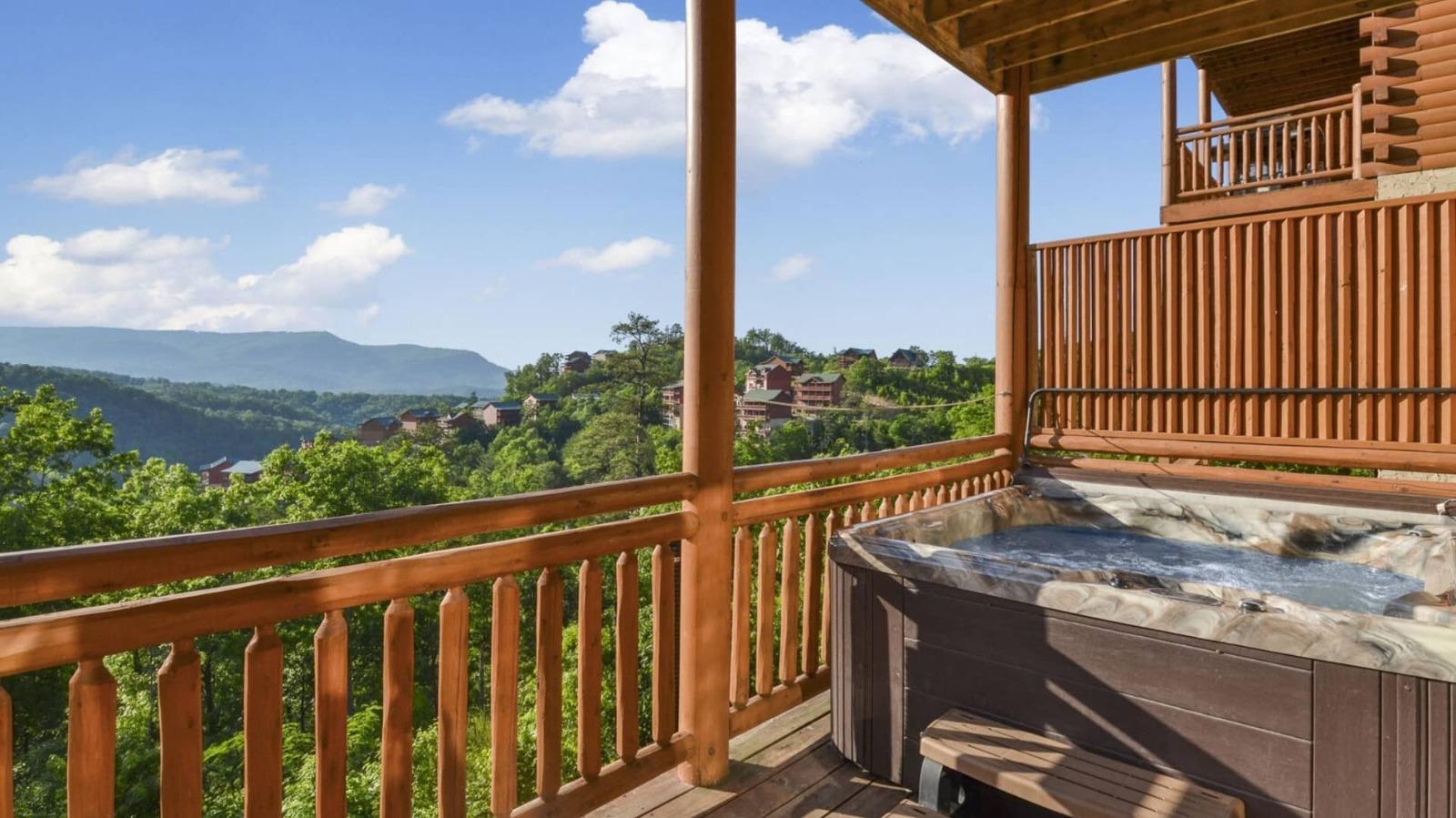 Cabin Mountain Views in Pigeon Forge